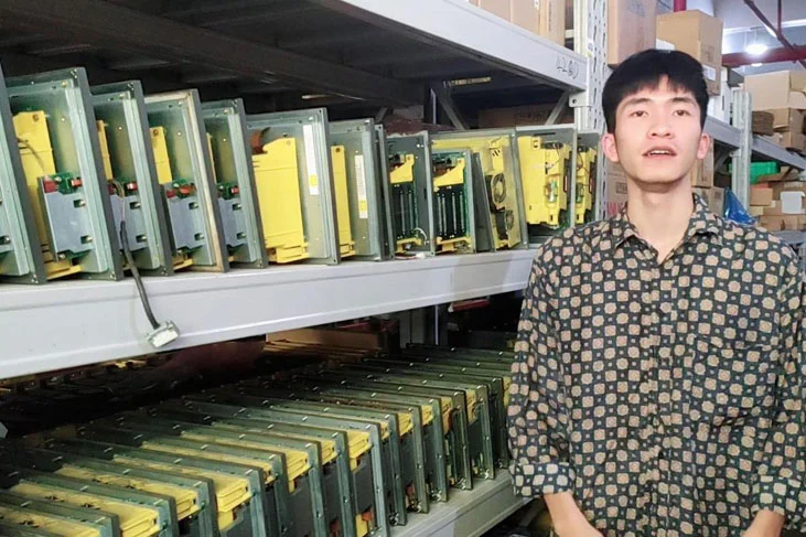 OUKE Warehouse Introduction